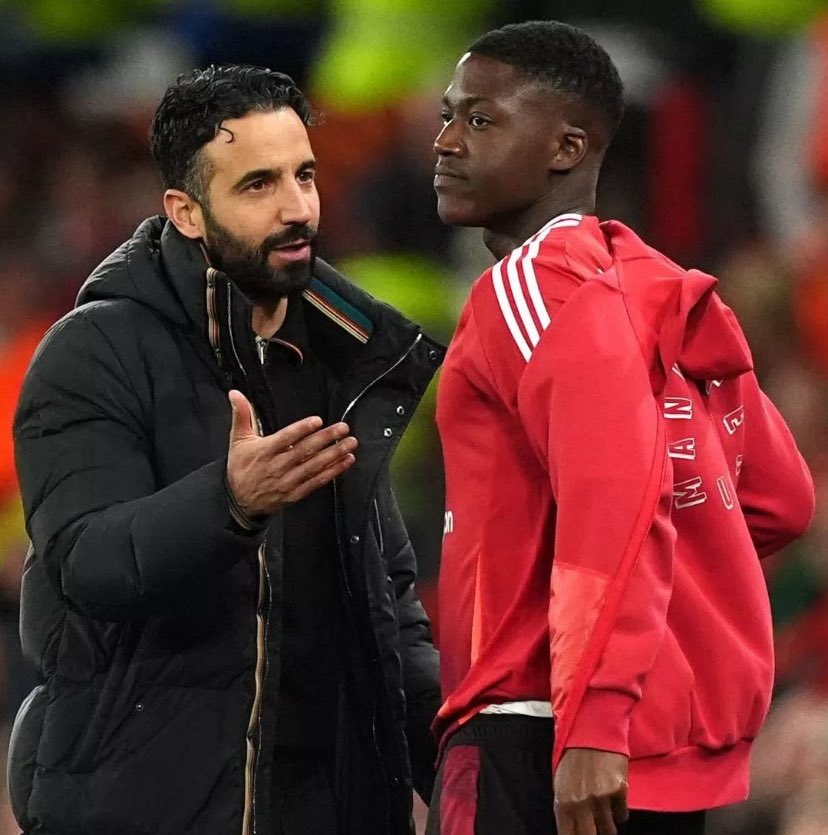 伯恩利vs曼联_(伯恩利对曼联补赛)  第1张