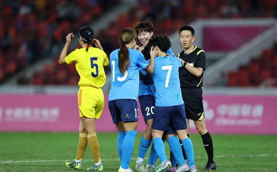 24小时直播网足球免费直播_(24小时直播网足球免费直播在线观看)  第2张