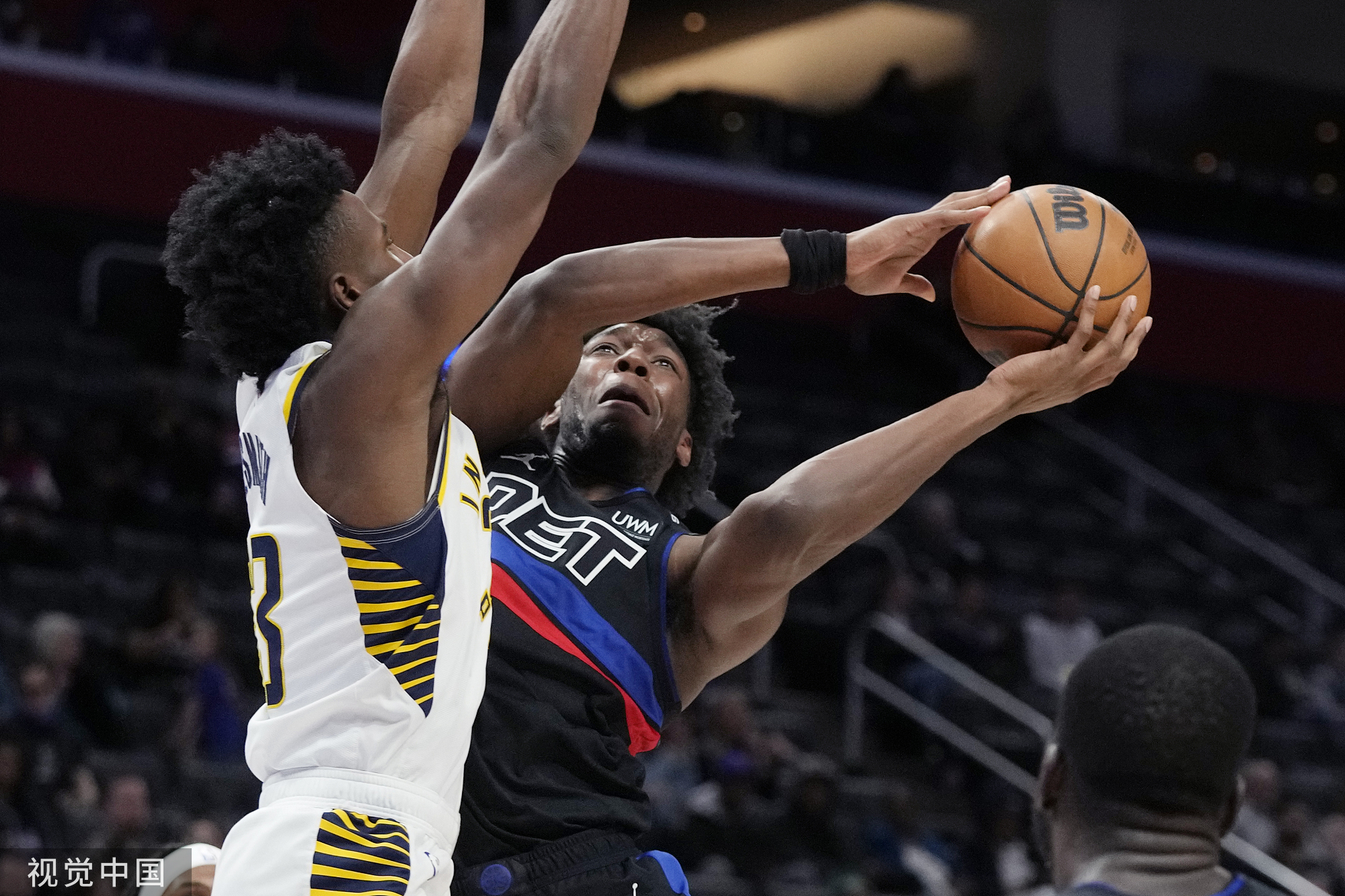 NBA常规赛步行者主场111-129不敌步行者惨遭7连败巴雷特22分西亚卡姆空砍30分的简单介绍 第1张 NBA常规赛步行者主场111-129不敌步行者惨遭7连败巴雷特22分西亚卡姆空砍30分的简单介绍 第1张