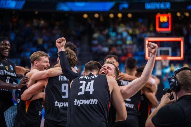 德国土耳其欧锦赛争冠两队目前均8胜0负的简单介绍