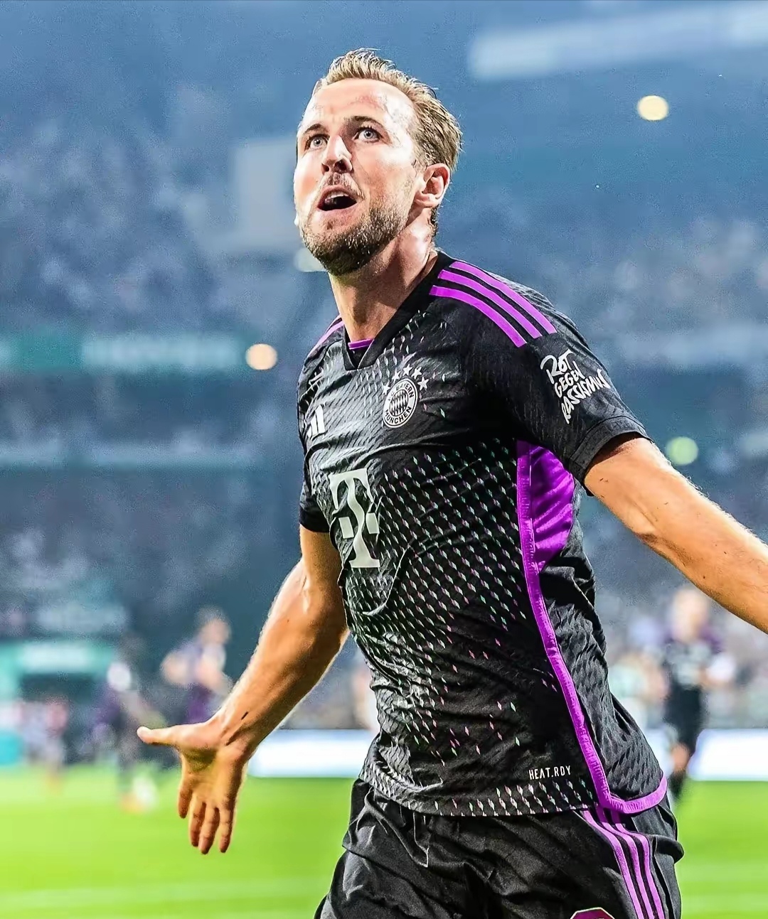 包含曼联旧将称凯恩很难拒绝曼联邀请尽管他在拜仁表现出色的词条  第1张