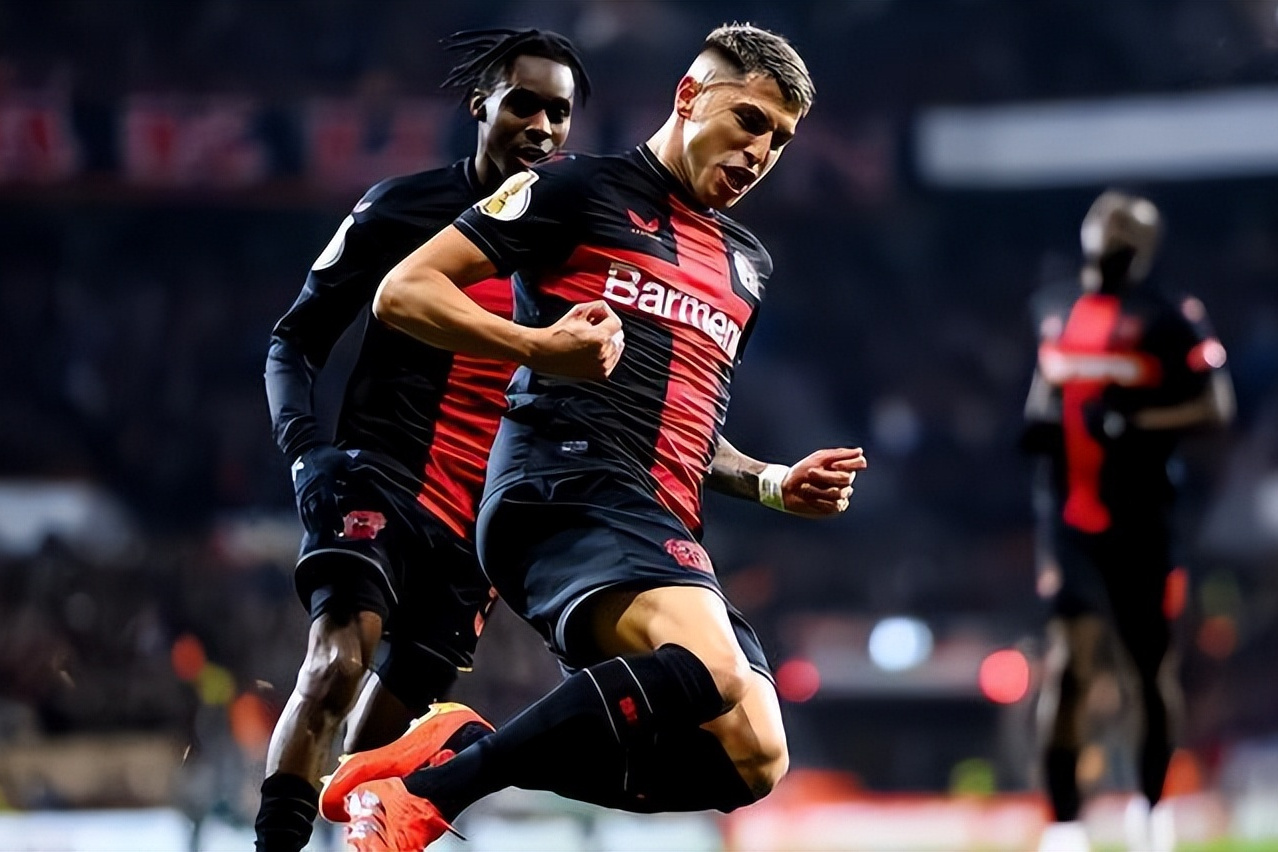 包含勒沃库森有意克鲁伊维特球队希望提升进攻实力的词条  第2张