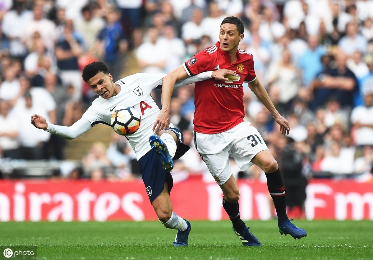 关于西汉姆联VS狼队抢分大战高清直播地址速存的信息  第1张