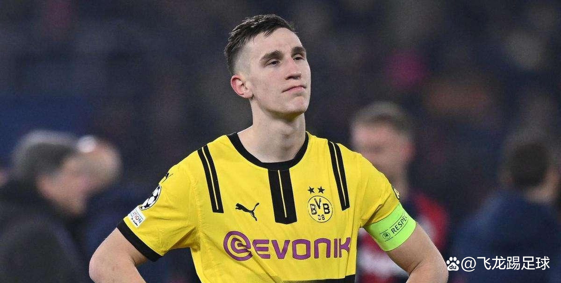 关于巴塞罗那有意施洛特贝克多特蒙德希望留住球员的信息