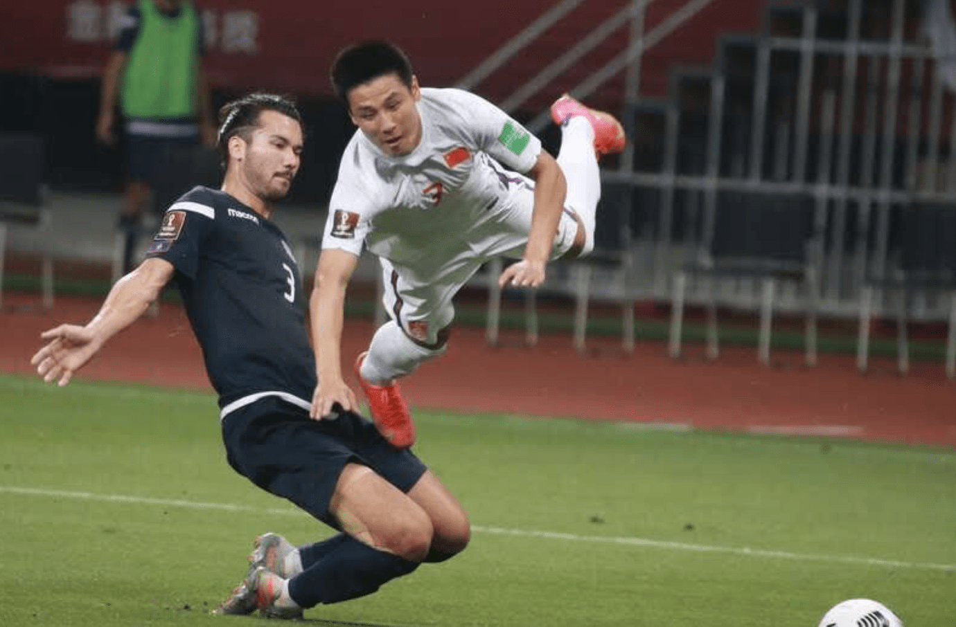 阿联酋超：迪拜胜利VS迪哈夫拉的简单介绍