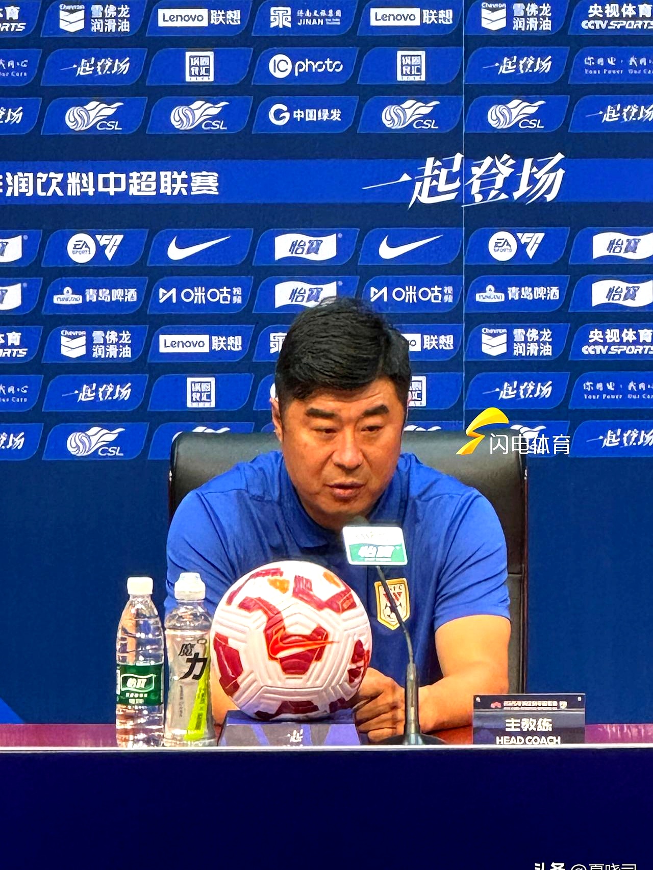 包含中超大连英博2-0山东泰山刘祝润破门拉布亚德传射建功的词条