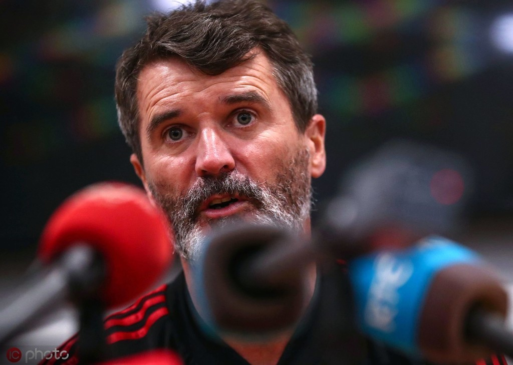 基恩晒曼联时期合同2000年年薪95万镑的简单介绍  第2张