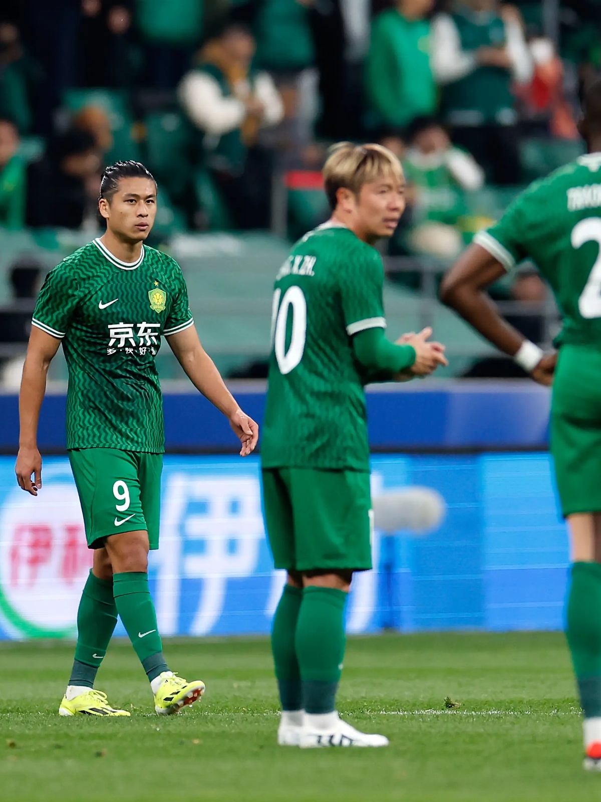 中超北京国安2-1云南玉昆法比奥破门张稀哲点射建功的简单介绍  第1张