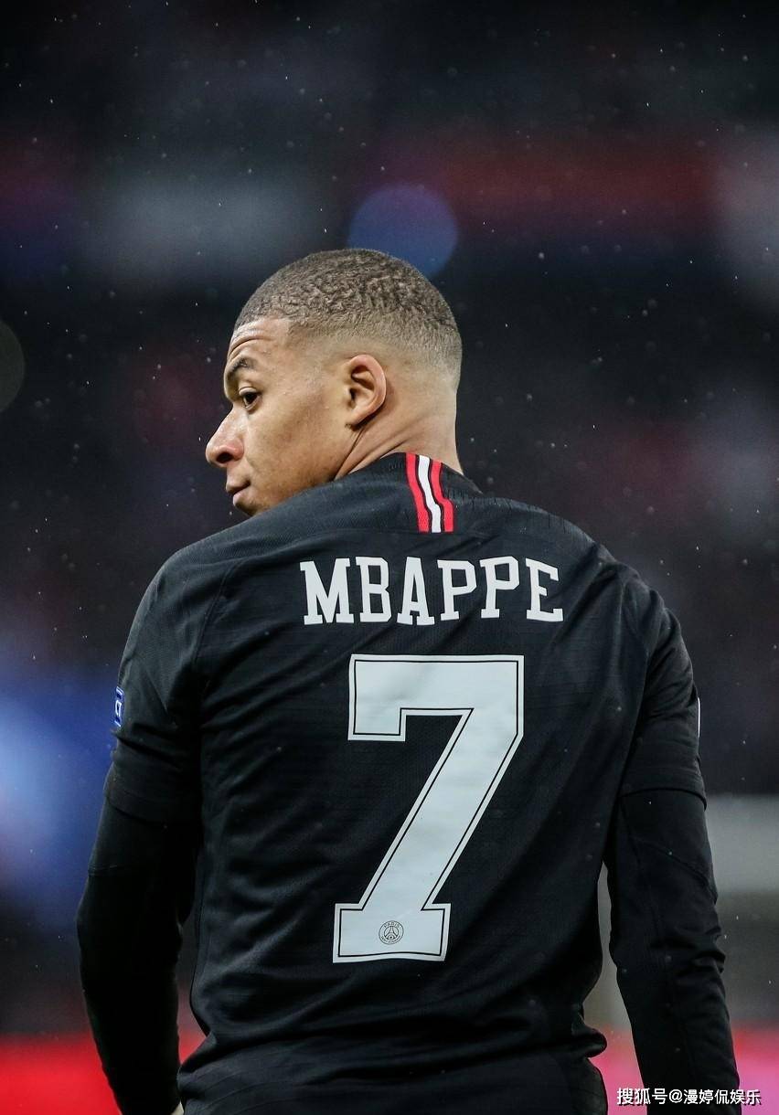 19岁杜埃获欧冠决赛MVP2射1传助巴黎夺冠的简单介绍