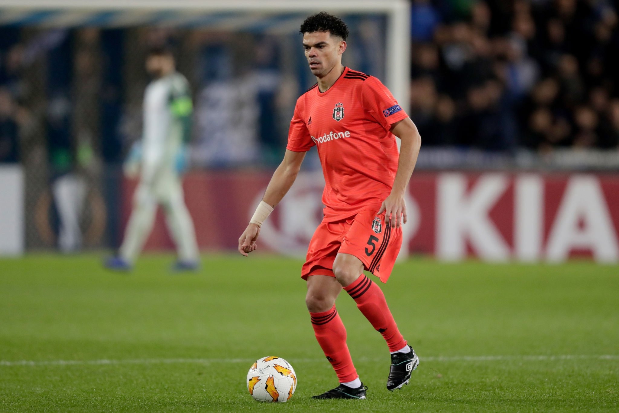 贝西克塔斯完成引进恩迪迪交易蓝狐中场将来到土超联赛的简单介绍 第2张 贝西克塔斯完成引进恩迪迪交易蓝狐中场将来到土超联赛的简单介绍 第2张