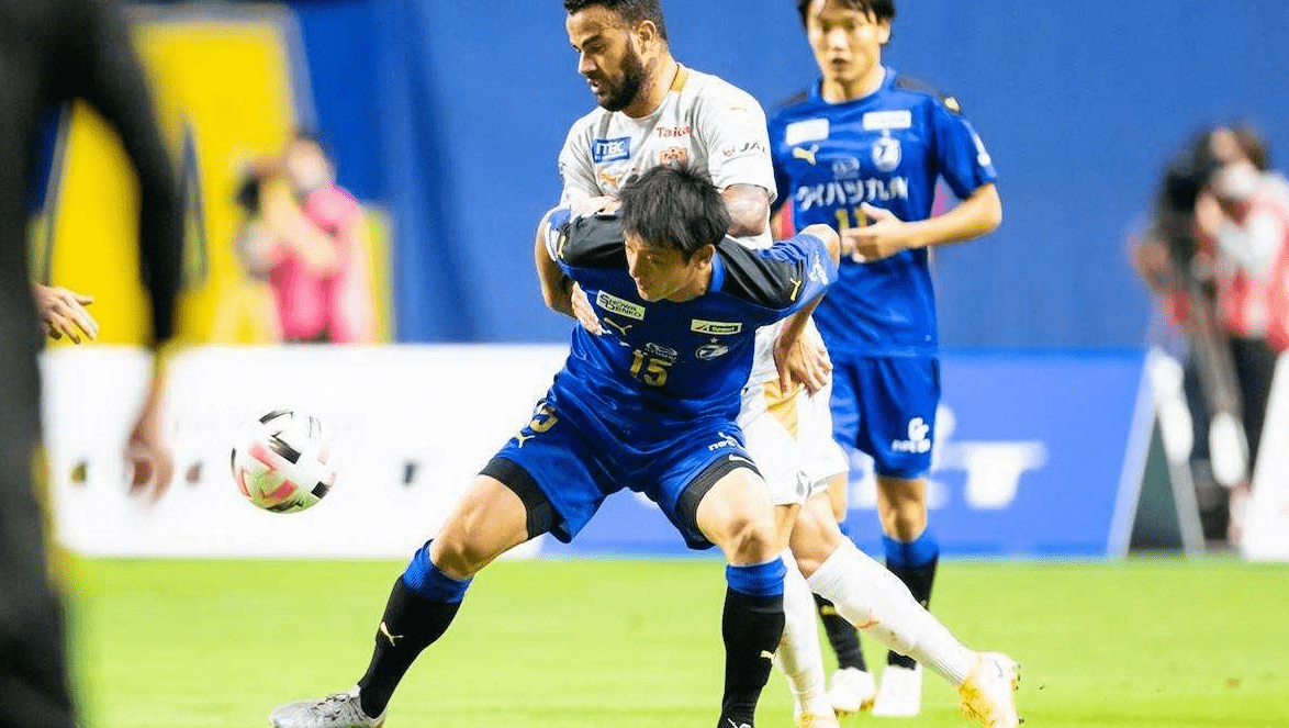 包含日职乙：秋田蓝色闪电VS仙台维加泰的词条