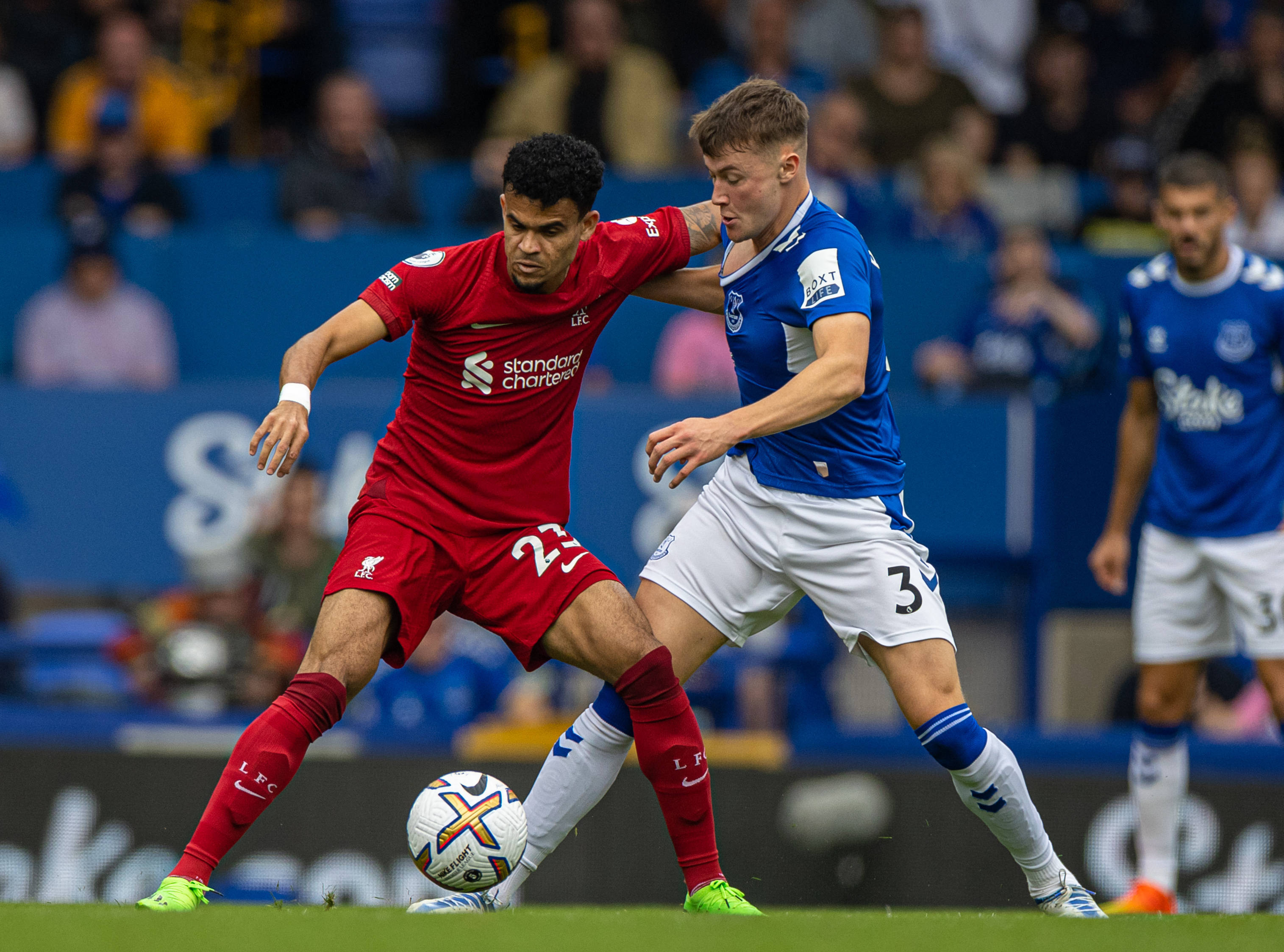 包含曝利雅得胜利欲引进迪亚斯取代或将离队的C罗的词条 第1张 包含曝利雅得胜利欲引进迪亚斯取代或将离队的C罗的词条 第1张