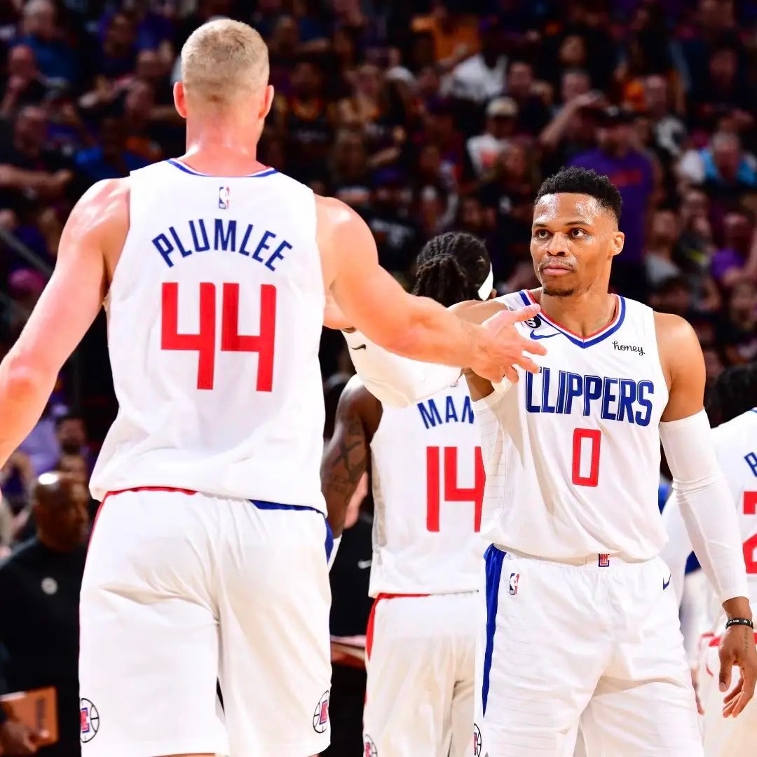 关于ESPN：卡瓦尼伤愈恢复训练有望出战末轮小组赛的信息  第2张