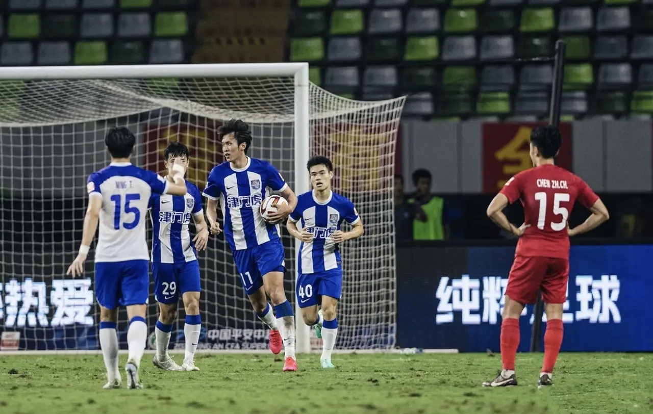 中超天津津门虎2-2长春亚泰谢维军破门津门虎补时连入两球完成绝平的简单介绍