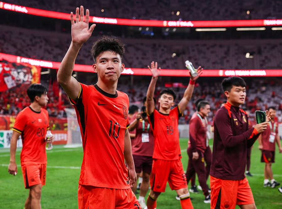 包含媒体：U22国足主帅仍对场地不放心U22国足末轮战澳大利亚的词条