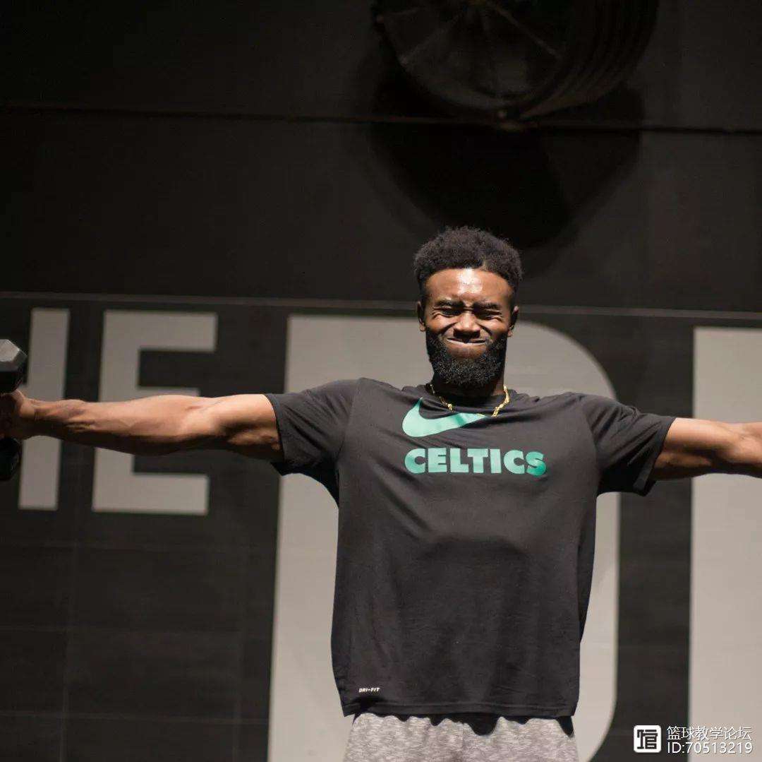 关于曝拉波尔塔对特狮拒绝授权很生气球员与俱乐部关系紧张的信息  第1张