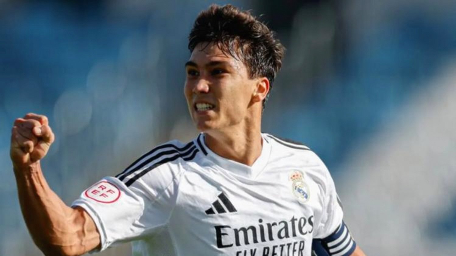 罗德里戈预计留在皇马球员与球队新主教练阿隆索进行交流的简单介绍 第1张 罗德里戈预计留在皇马球员与球队新主教练阿隆索进行交流的简单介绍 第1张