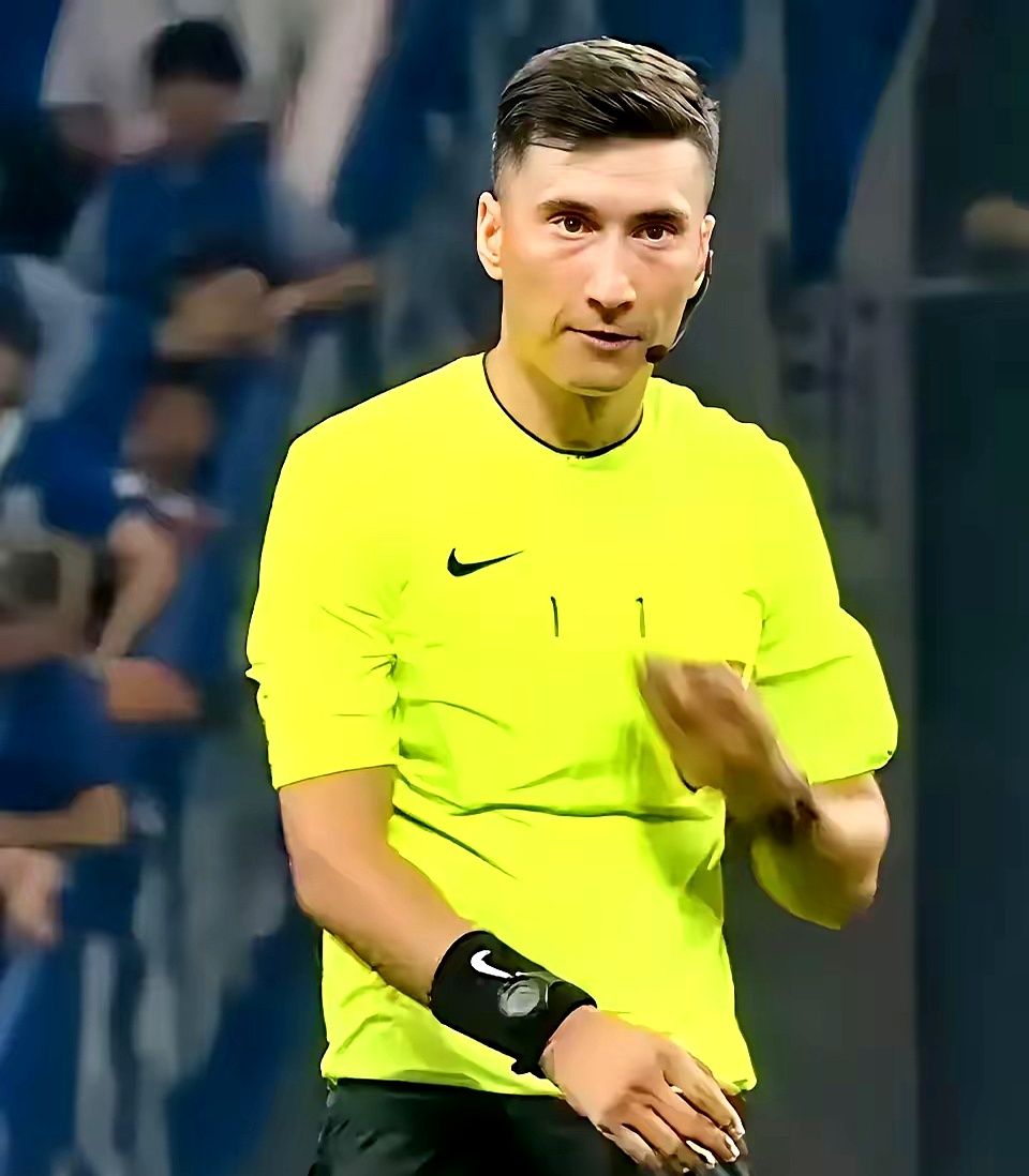 包含足协：申花vs河南三例判罚均正确不存在误判的词条