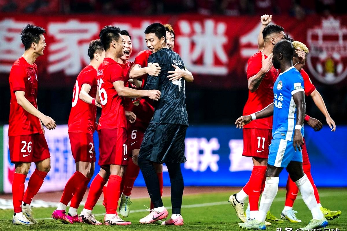 中超大连英博0-0武汉三镇马马杜中框郭嘉宇贡献神扑的简单介绍  第1张