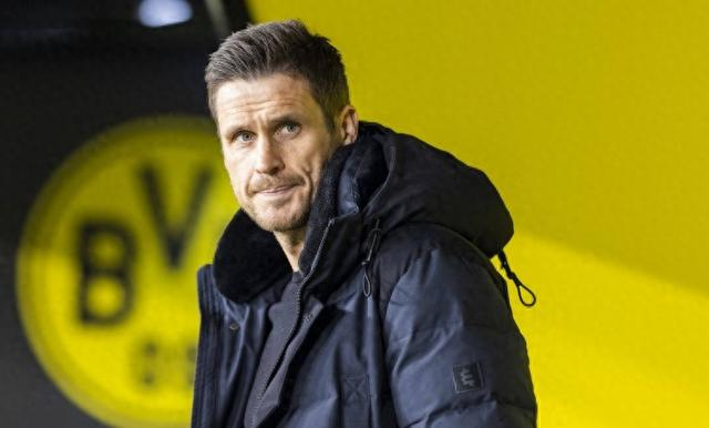 楚克乌梅卡接近加盟多特转会费为2500万英镑外加浮动费用的简单介绍